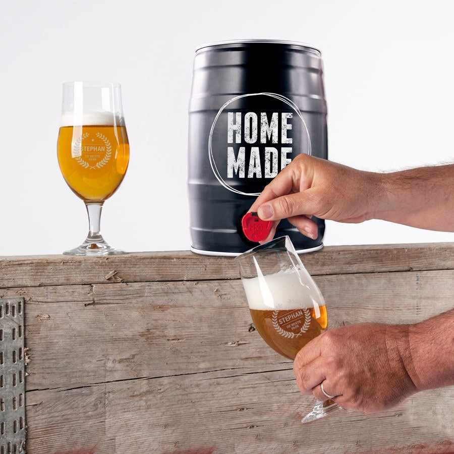 Personalised home beer brewing kit - Lager Personalised home beer brewing kit - Lager
