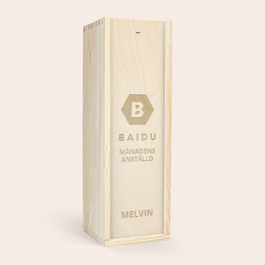 Moët & Chandon Brut i en personlig champagnelåda Exklusiv vinlåda av trä, graverad med logotypen "B" och texten "BAIDU", "MÅNADENS ANSTÄLLD" samt "MELVIN".