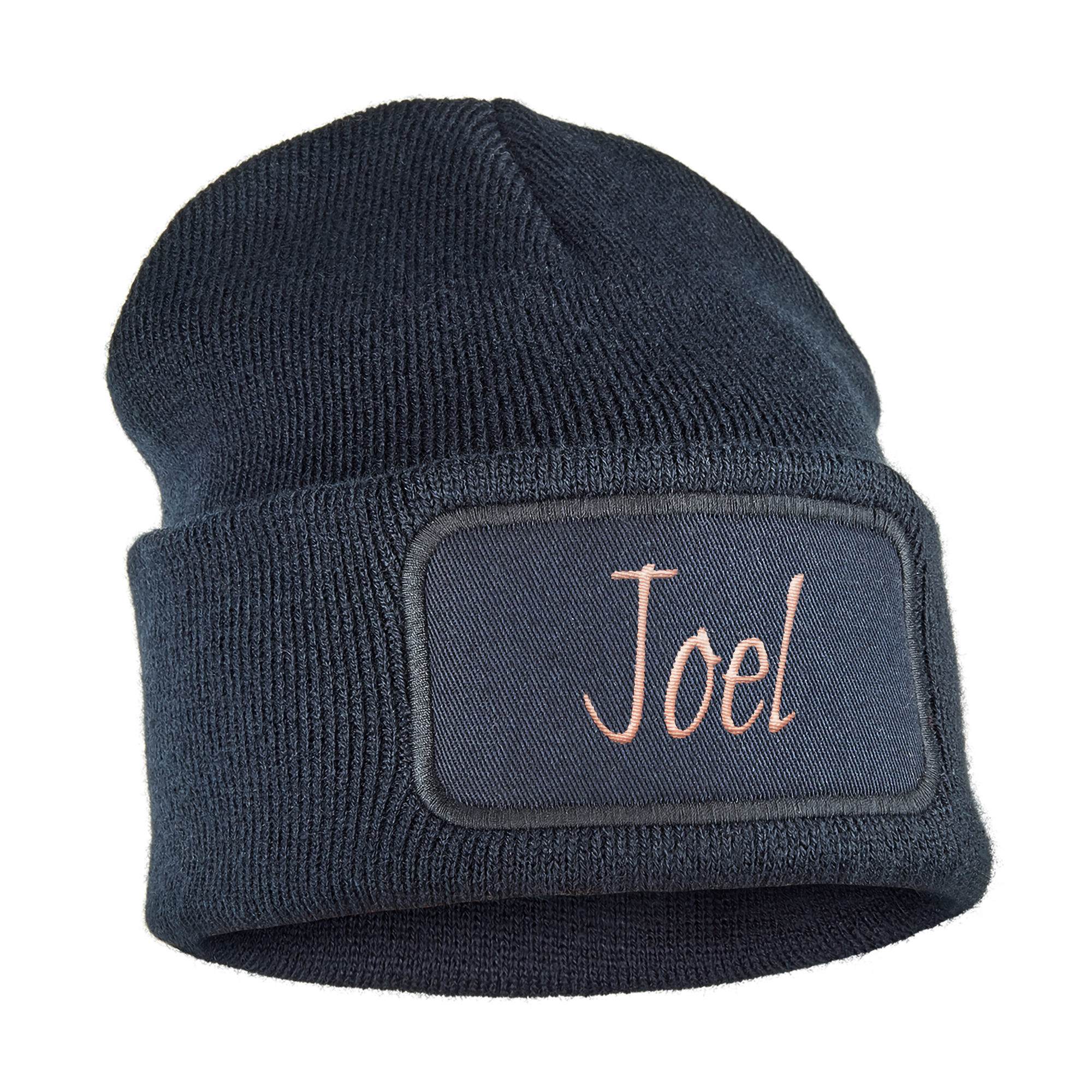 Gorro de malha azul marinho com nome Joel bordado em rosa. Mantenha aquelas orelhas pequenas agradáveis e mornas com um beanie fresco com nome bordado!