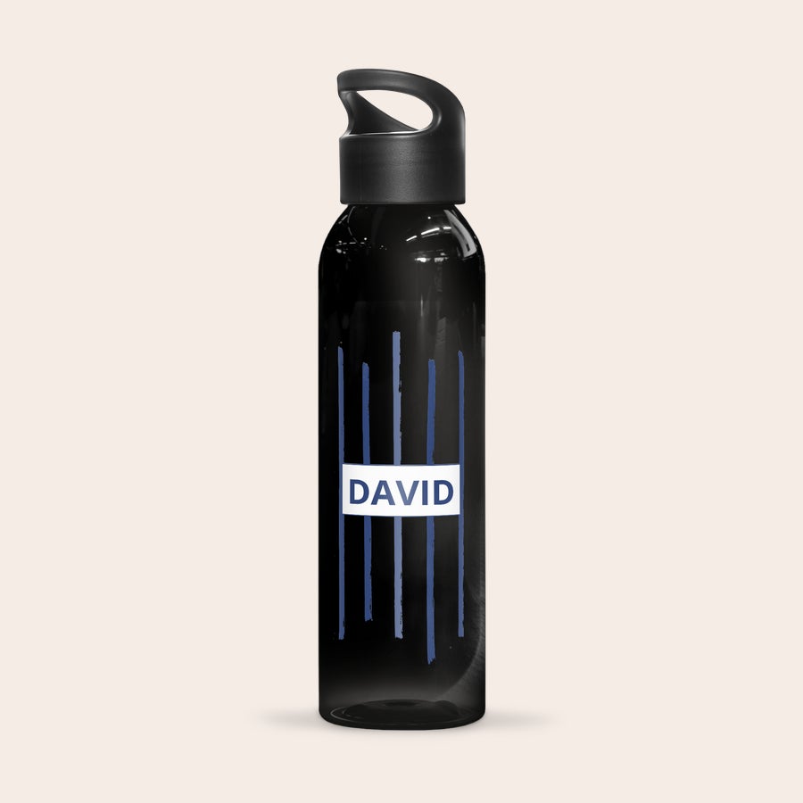 Gourde avec photo Bouteille d'eau noire personnalisée avec le prénom DAVID imprimé et des motifs bleus. Surprenez quelqu'un avec une bouteille au design unique.