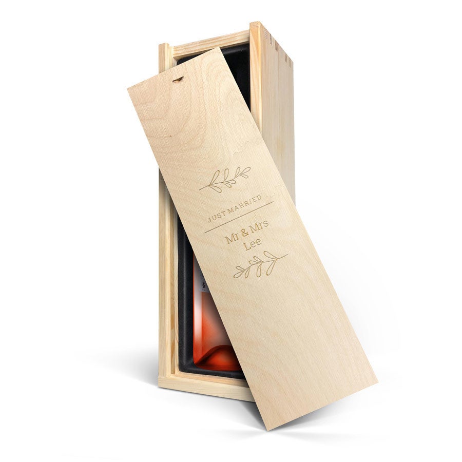 Personalised wine gift - Belvy - Rose - Engraved wooden case