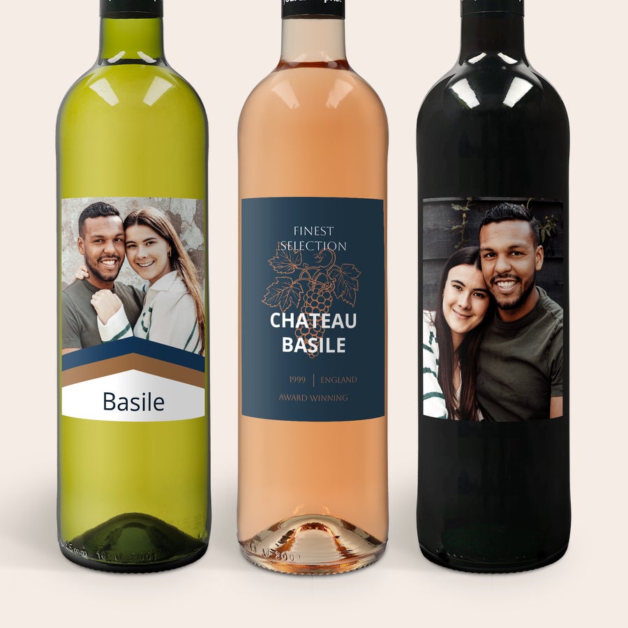 Maison de la Surprise Conjunto de três garrafas de vinho personalizadas: vinho branco, rosé e tinto, com rótulos impressos com fotos e nomes. Surpreenda os seus entes queridos com este conjunto único.