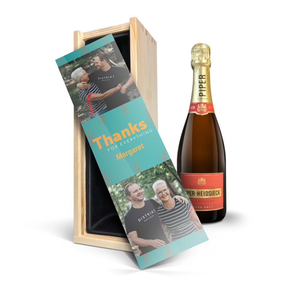 Champagne gift set with glasses - Personalised lid - Piper Heidsieck Brut (750 ml)