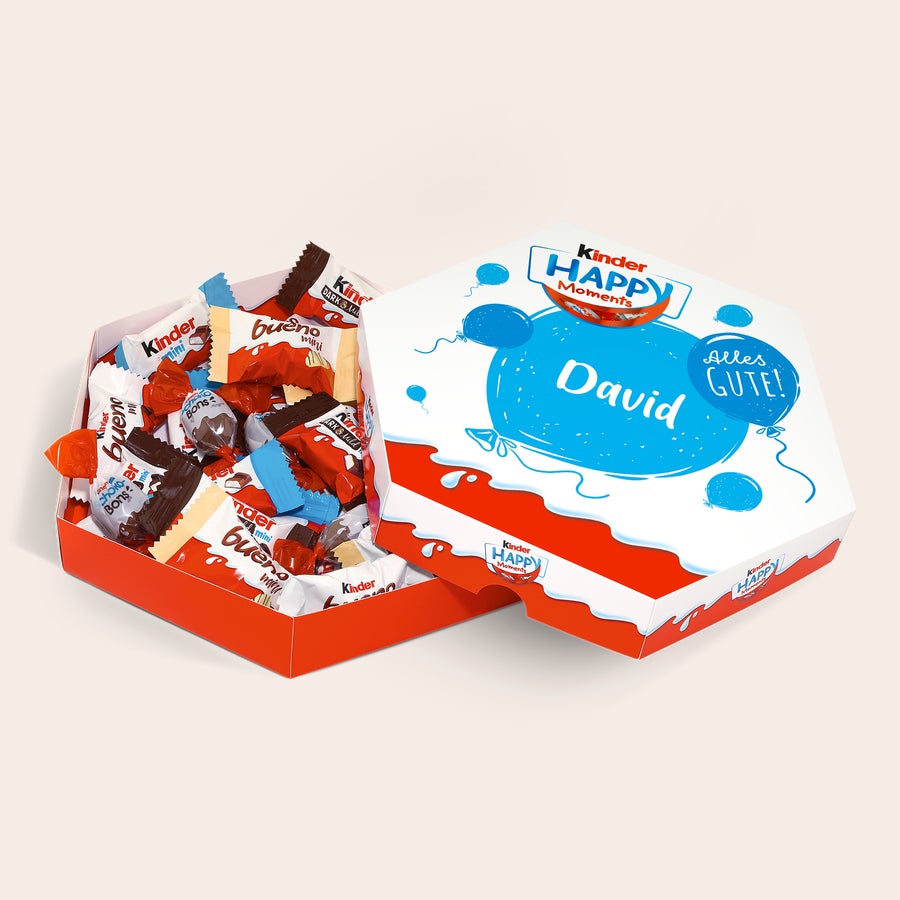 kinder Happy Moments selbst gestalten Hexagonale Box kinder Happy Moments personalisiert mit Namen David, Motiv mit blauen Ballons, gefüllt mit Kinder Minis
