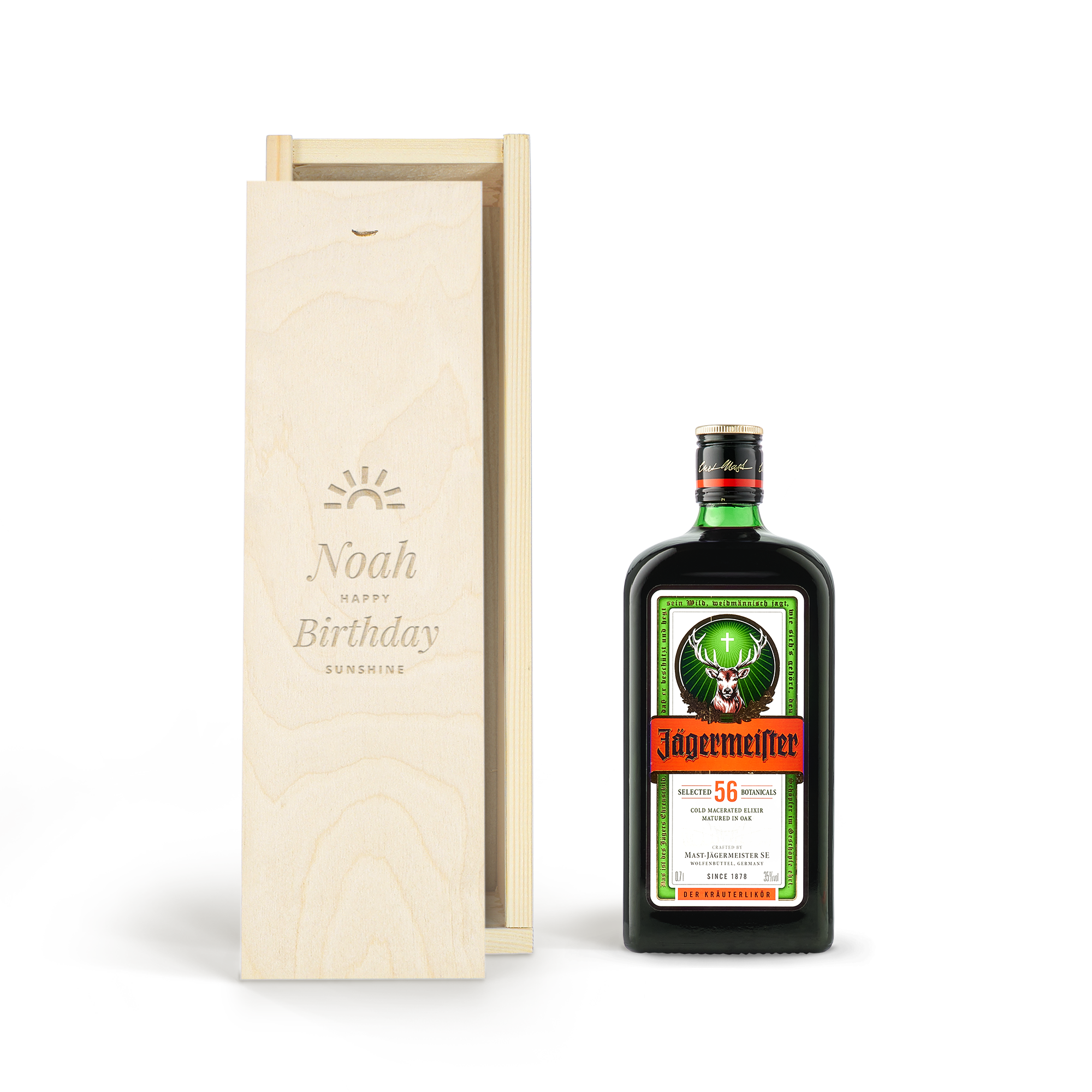 Flaska Jägermeister i graverat trälåda med namnet Noah Happy Birthday Sunshine för en personlig present