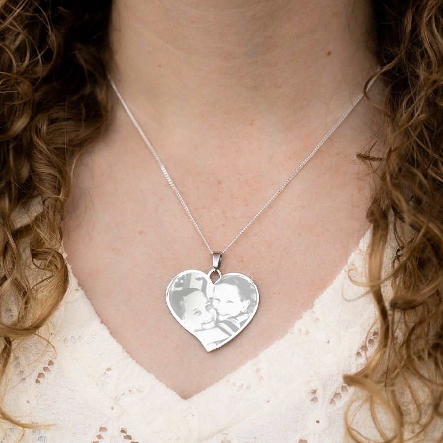 Engraved heart necklace large