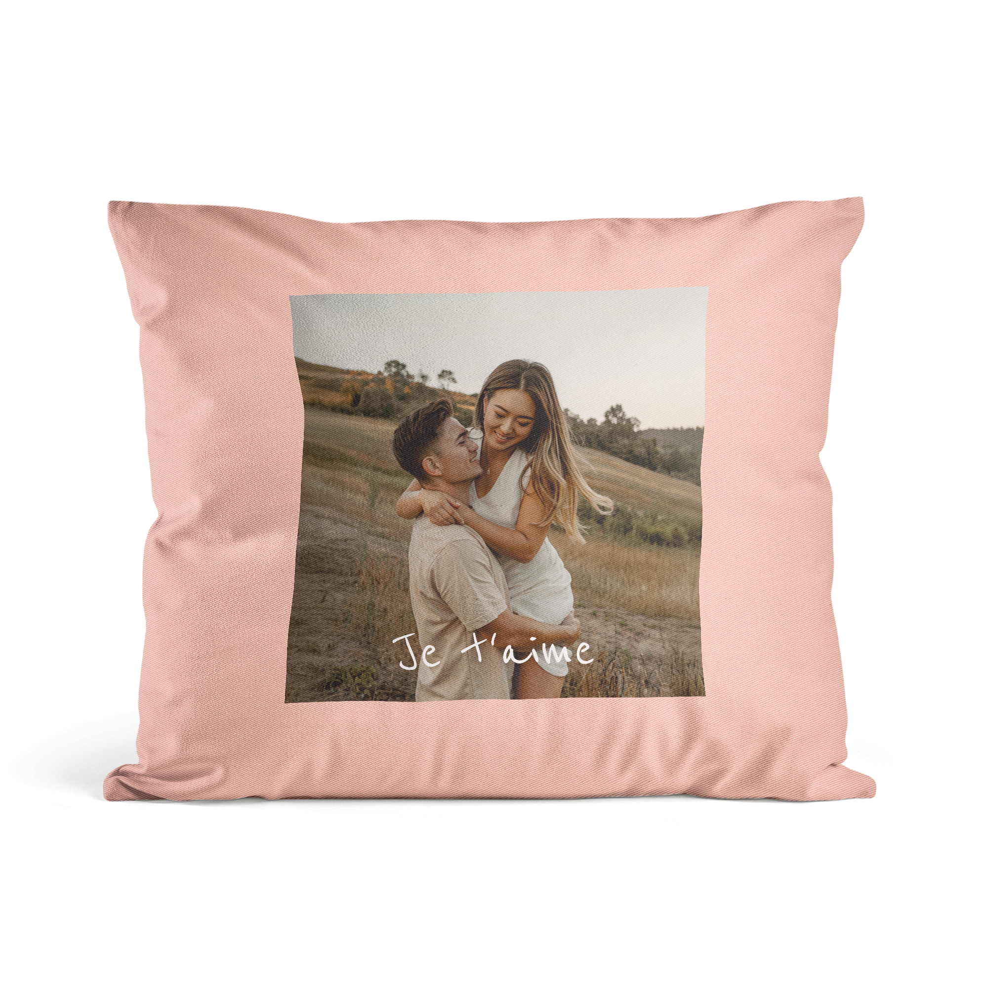 Coussin couleur rose pâle avec photo personnalisée d'un couple et le texte imprimé Je taime