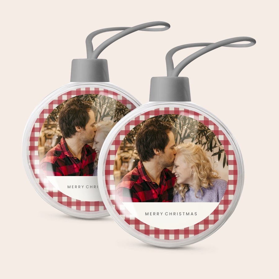 Personalised Christmas Baubles Personalised Christmas Baubles