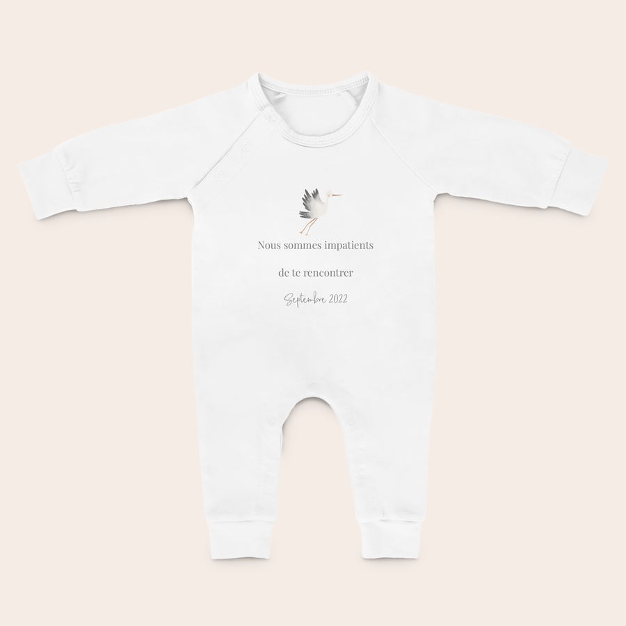 Grenouillère bébé personnalisé Dors-bien blanc personnalisé avec impression dune cigogne et du texte Nous sommes impatients de te rencontrer Septembre 2022 idéal pour apprendre à marcher