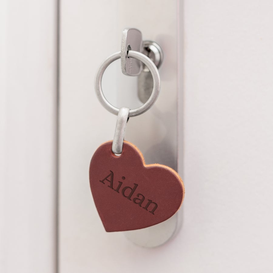 Personalised key ring - Leather - Heart / Star Personalised key ring - Leather - Heart / Star
