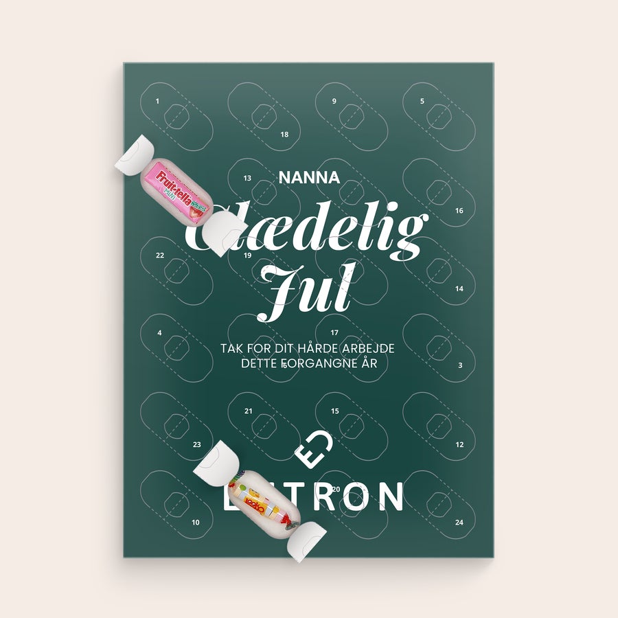 Personlig slik Nedtællingskalender Grøn slik-adventskalender personliggjort med printet tekst Nanna, Glædelig Jul og TAK FOR DIT HÅRDE ARBEJDE DETTE FORGANGNE ÅR