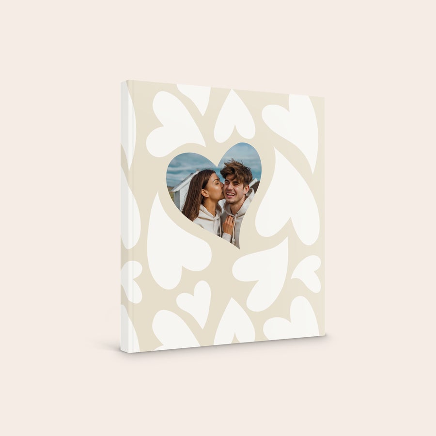 Personalised notebook - Lines - 16.5 x 18.5 cm - Softcover Personalised notebook - Softcover with a printed photo of a couple in a heart-shaped cutout