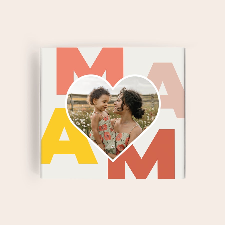 Milka Muttertag Milka Schokoladen-Geschenkbox mit Muttertagsdesign und aufgedrucktem Foto einer Mutter mit Kind, ein ideales Geschenk für deine Mutter