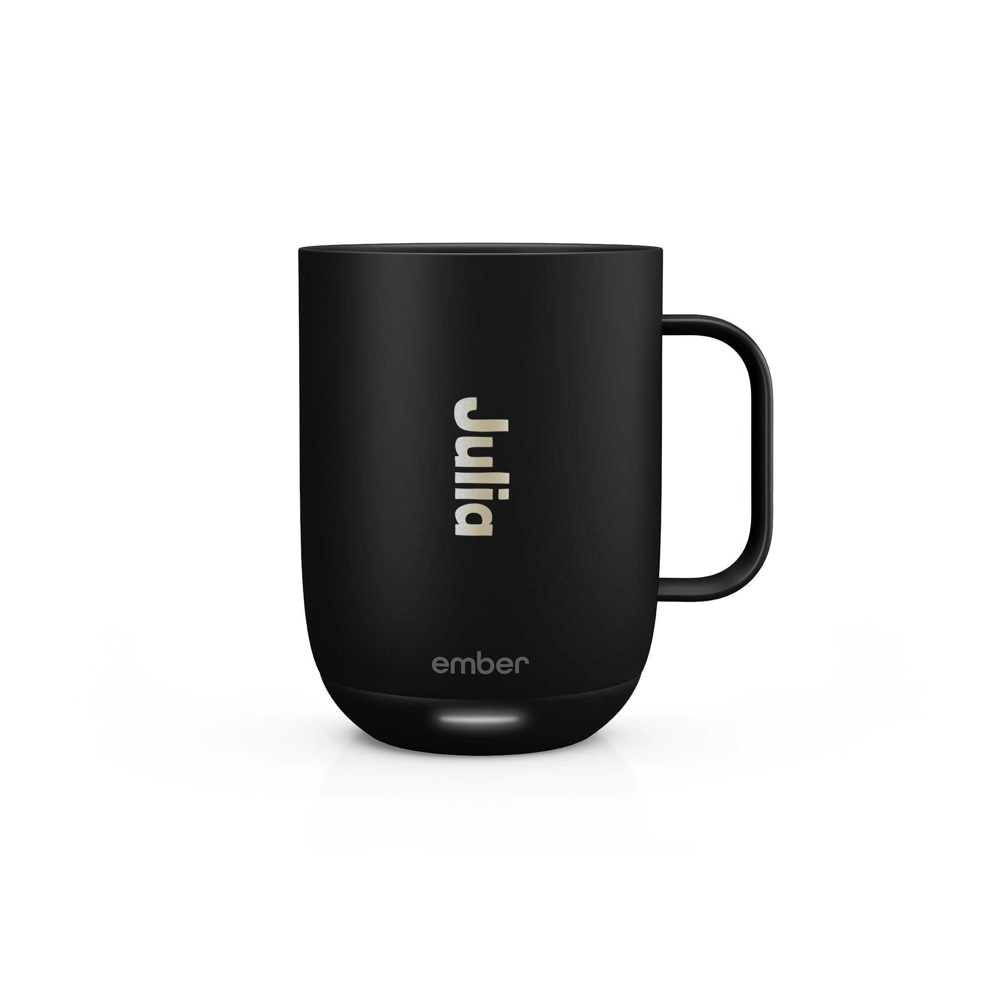 Taza Ember Control negra personalizada con el nombre Julia grabado. ¡Saborea cada sorbo con una taza Ember Control personalizada!