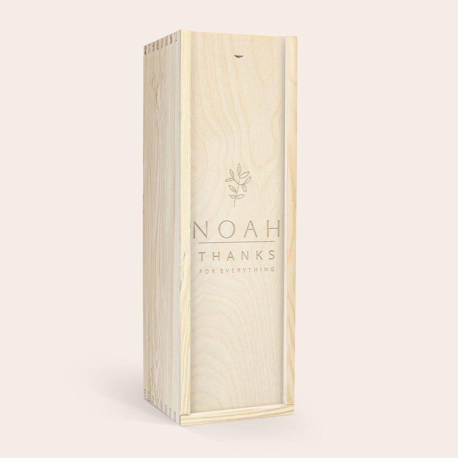 Personalizované víno AIX Rosé Dřevěná krabice na víno s rytím "NOAH THANKS FOR EVERYTHING", ideální pro lahev růžového vína AIX rosé - Magnum