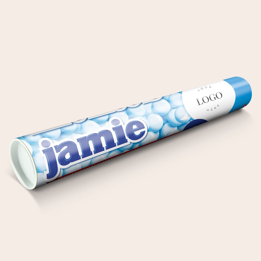 Mentos XXL - Personalisera En personaliserad Mentos XXL rulle med namnet Jamie och en egen logotyp, tryckt i fullfärg.