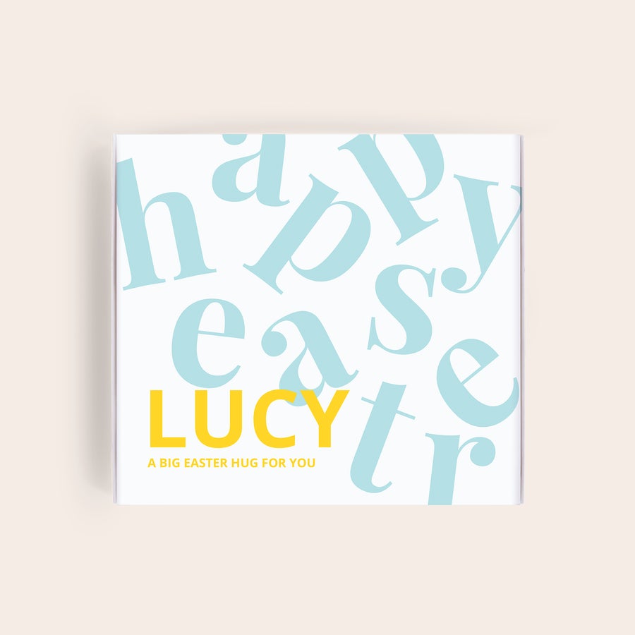 Praline Milka Paște Cutie cadou personalizată Milka de Paște cu design Happy Easter și numele Lucy imprimat