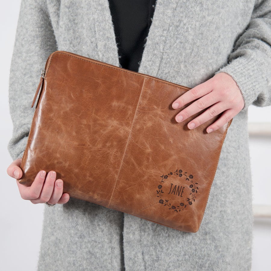 Personalised laptop sleeve - Leather - Brown - Engraved - 13''
