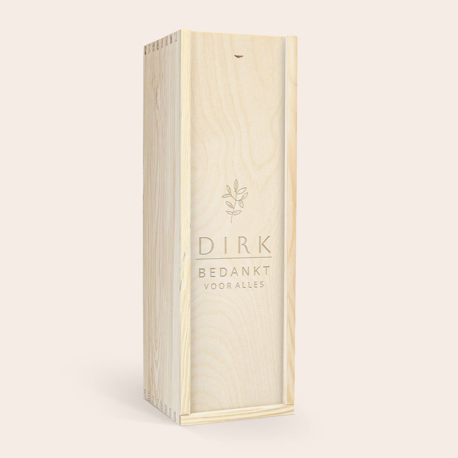 Port Graham's 10 Years personaliseren Gegraveerde houten kist voor port met de tekst "Dirk bedankt voor alles" en een takje.