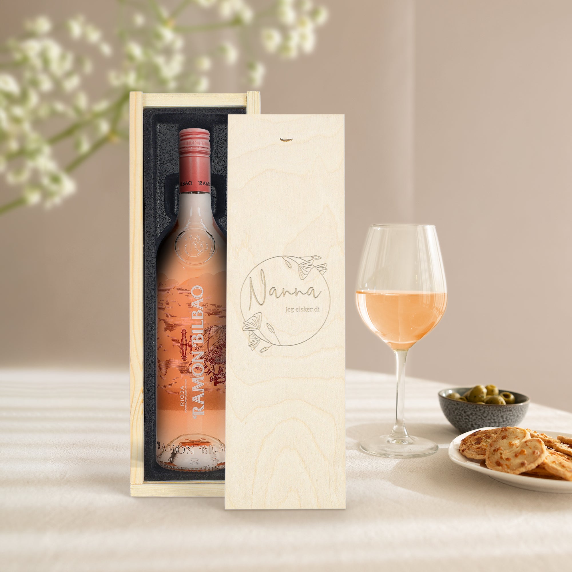 Vin i indgraveret kasse - Ramon Bilbao Rosado