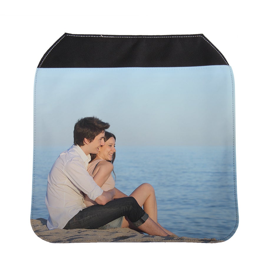 Ekstra cover til personlig taske med foto af par ved stranden, trykt i fuld farve.