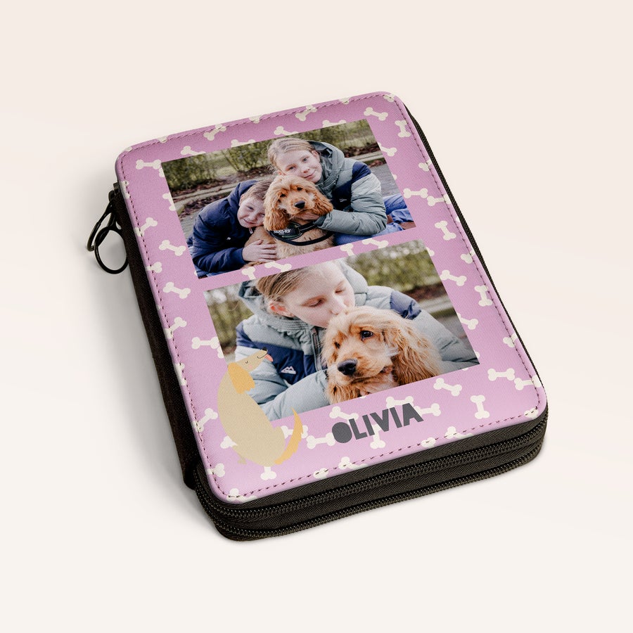 Personlig Ritset Personligt rosa ritset i fodral med två foton, namnet Olivia och hundbensmönster, en fin present.