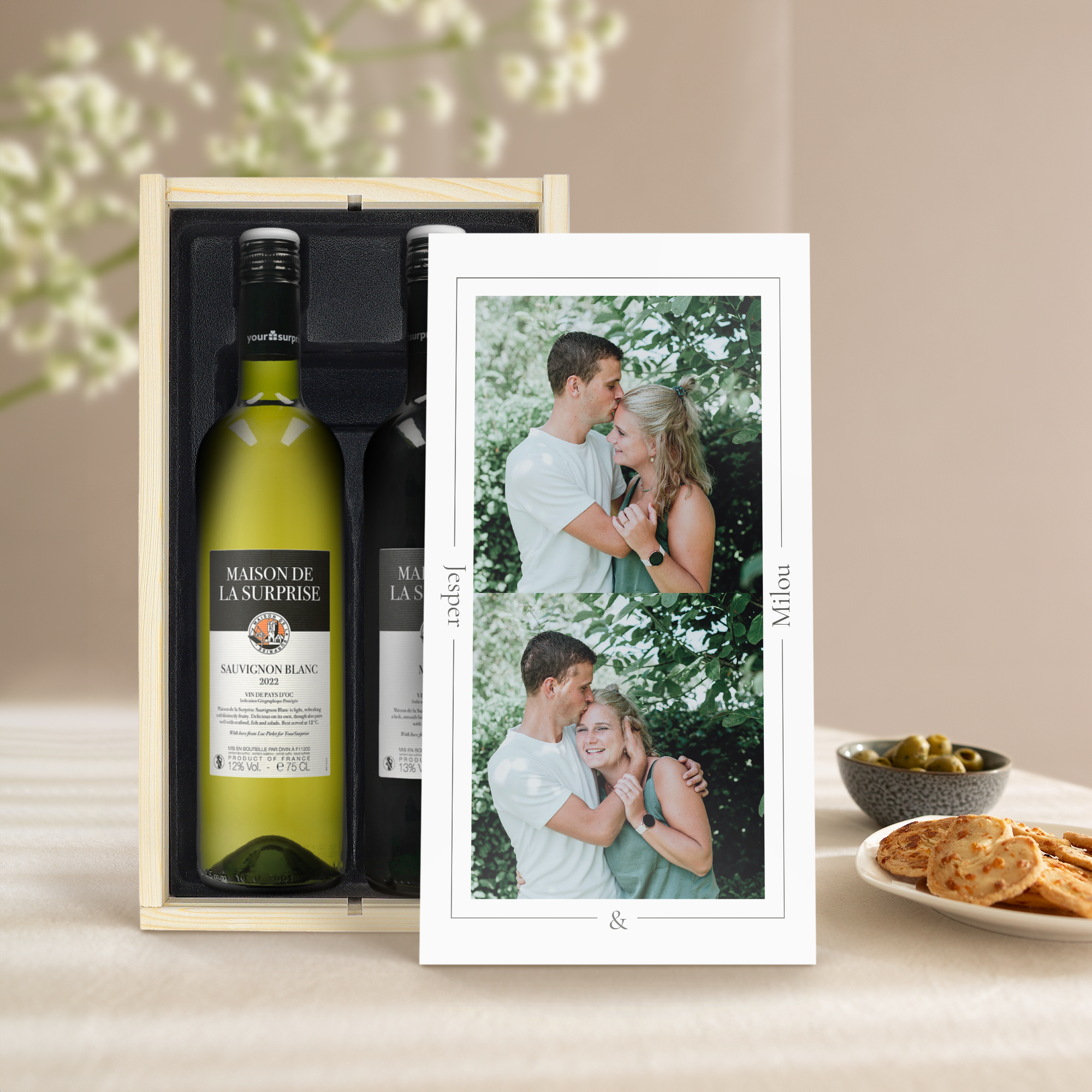 Wine in personalised wooden case - Maison de la Surprise - Merlot & Sauvignon Blanc