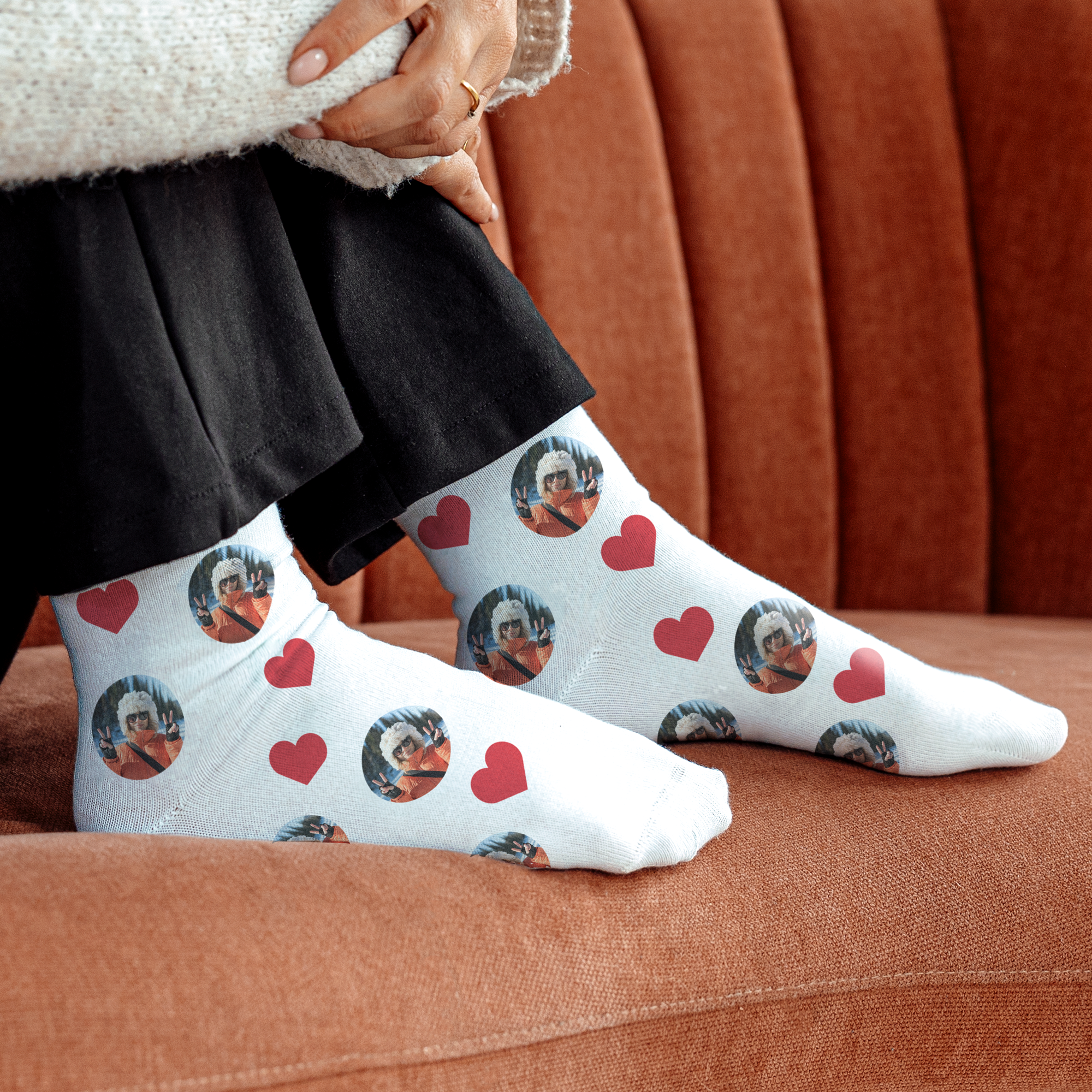 Meias personalizadas com mensagens de amor