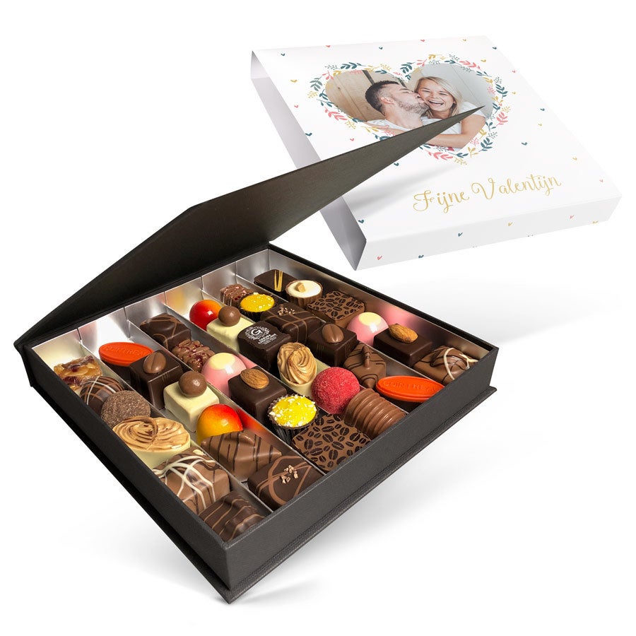 Luxe bonbon giftbox bedrukken - Valentijn (36 stuks) Luxe bonbon giftbox bedrukken - Valentijn (36 stuks)