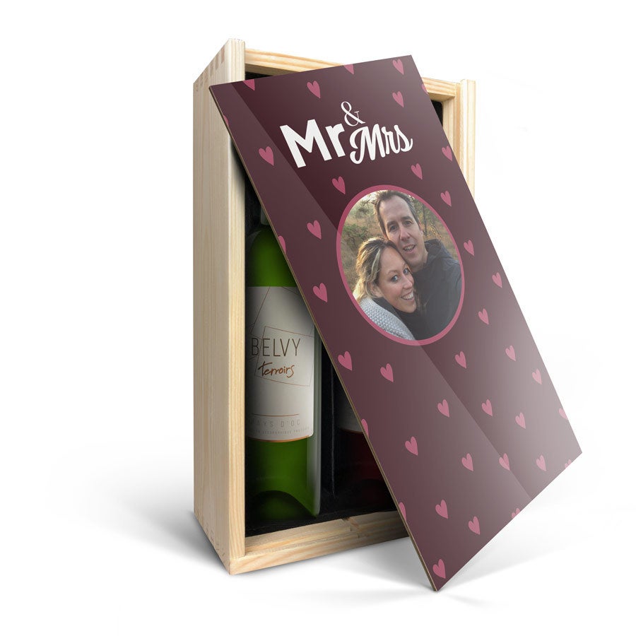 Personalised wine gift - Belvy - Red & White - Wooden case