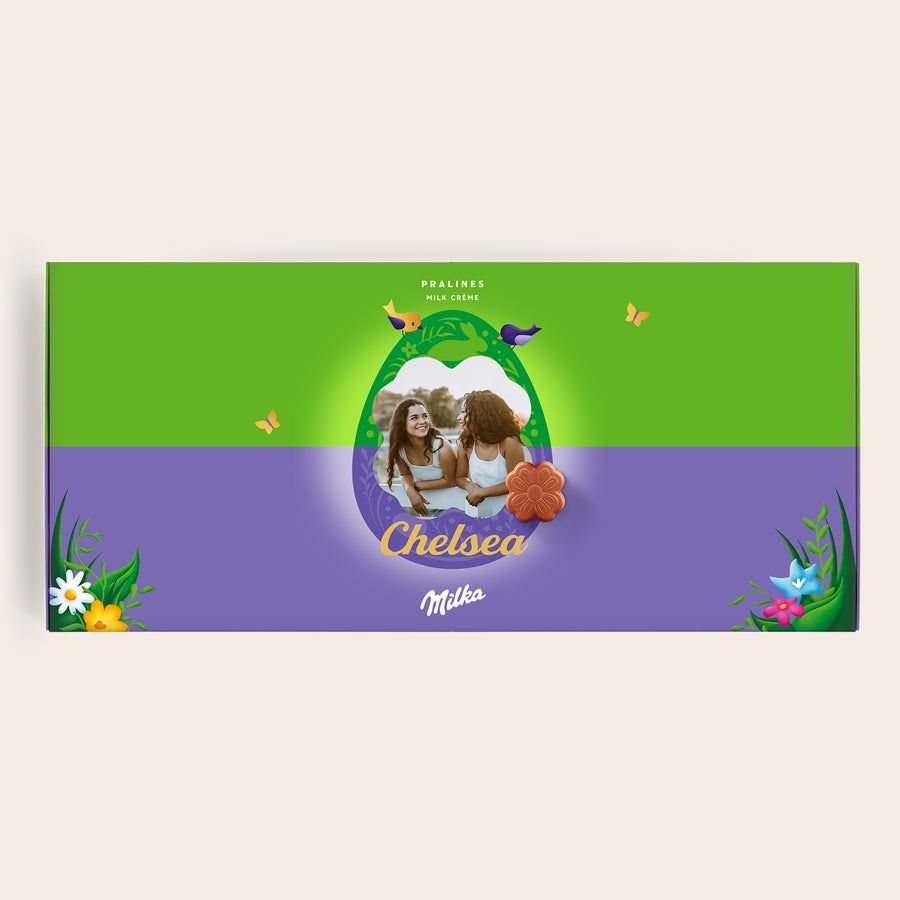 Pralinky Milka - Veľká noc Personalizovaná darčeková krabička Milka s fotografiou dvoch žien a menom Chelsea, tlačená v plnej farbe