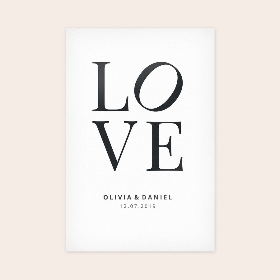 Photo sur PVC FOREX® Panneau photo en PVC personnalisé avec "LOVE" et les noms Olivia & Daniel, date 12.07.2019, pour votre déco