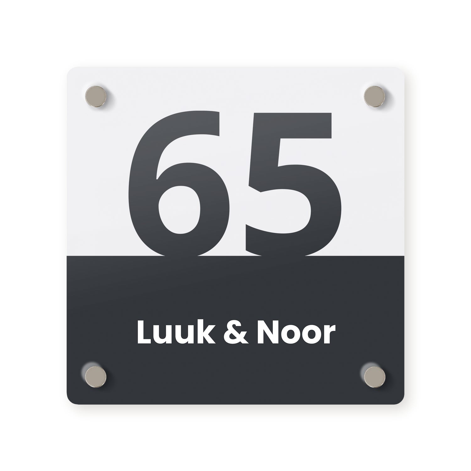 Huisnummerbord met naam