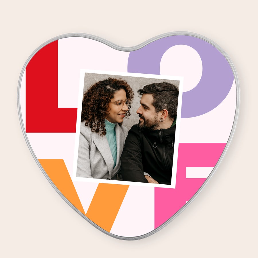 Scatola di latta personalizzata Scatola di latta a forma di cuore con foto di coppia e scritta LOVE, personalizzata con stampa