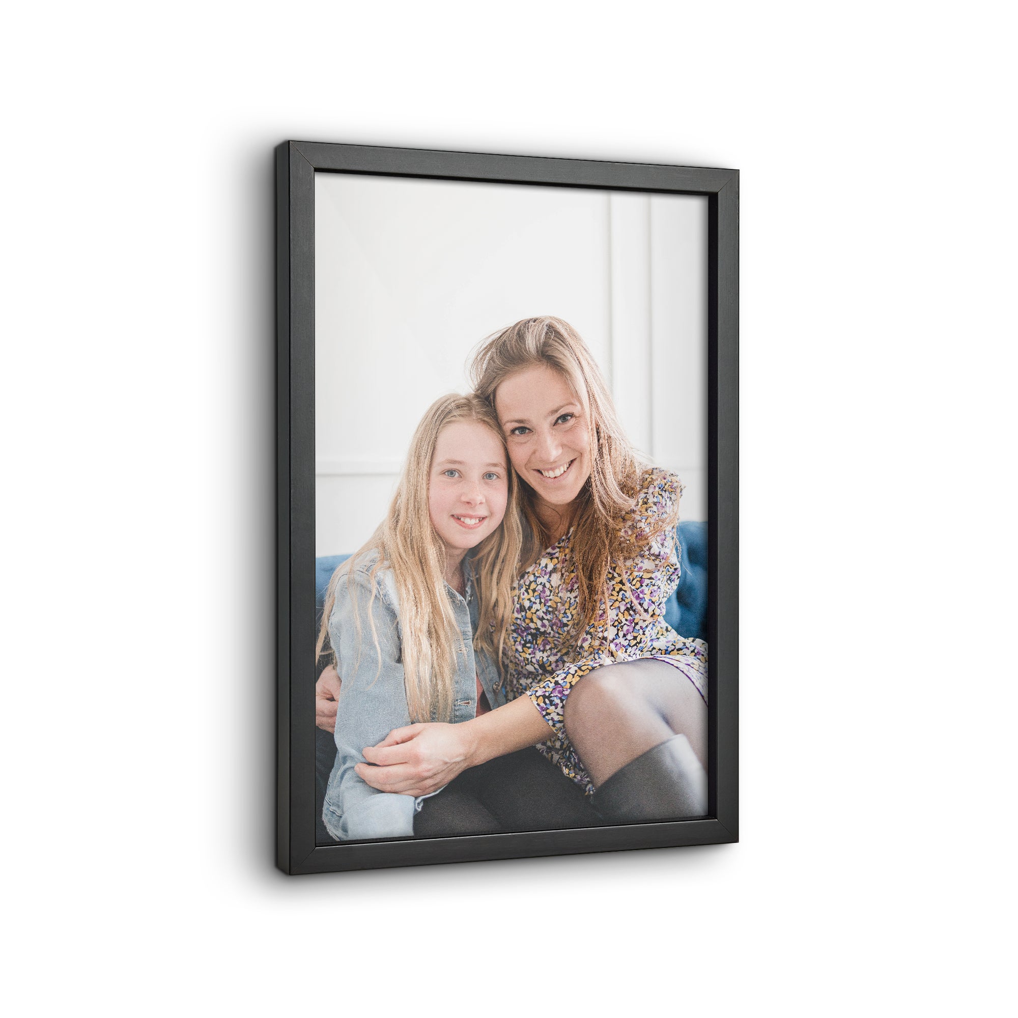 Personalised photo in black frame 20x30
