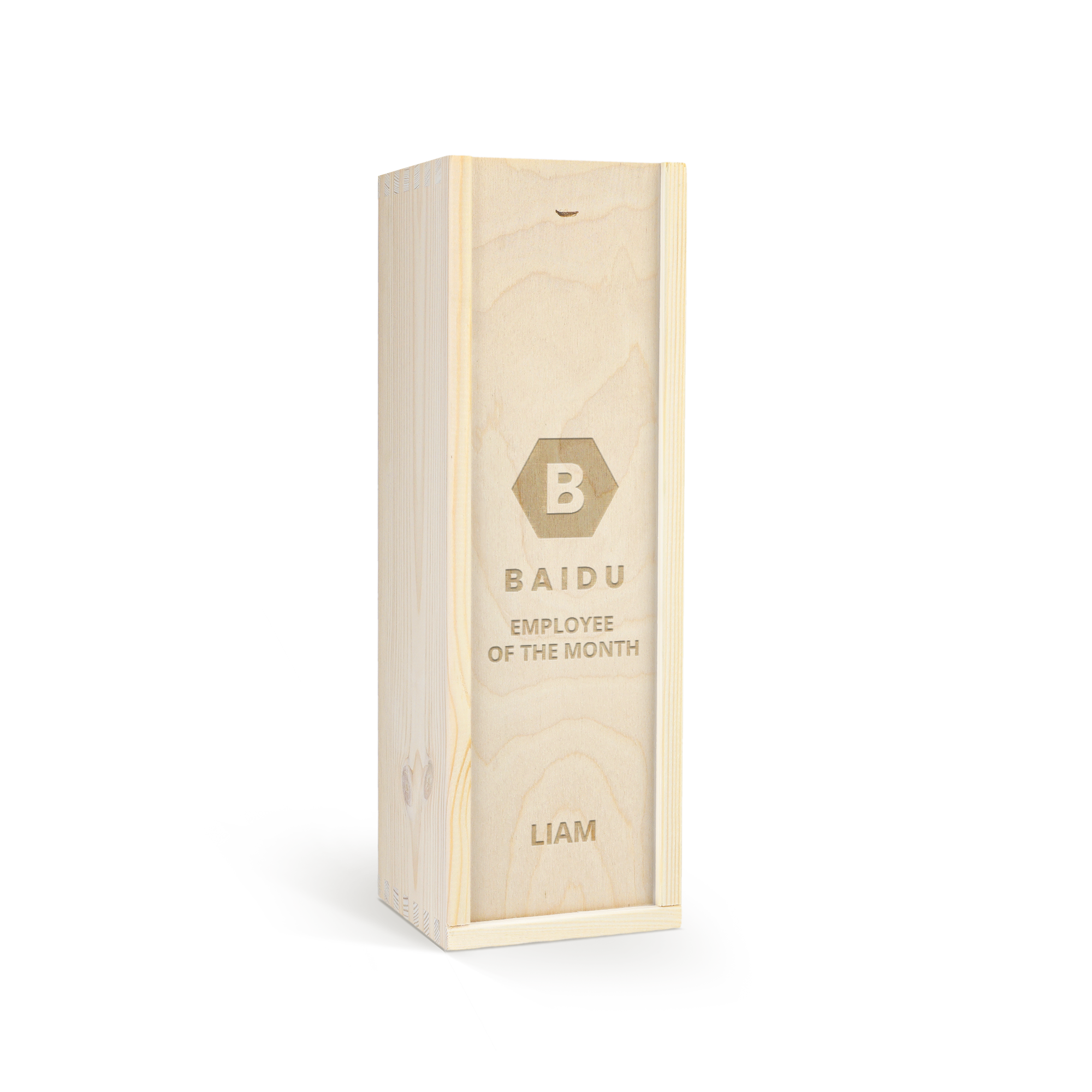 Botella de Coñac Remy Martin dentro de una caja de madera personalizada con el logotipo de "Baidu", "Employee of the month" y el nombre "Liam" grabado.
