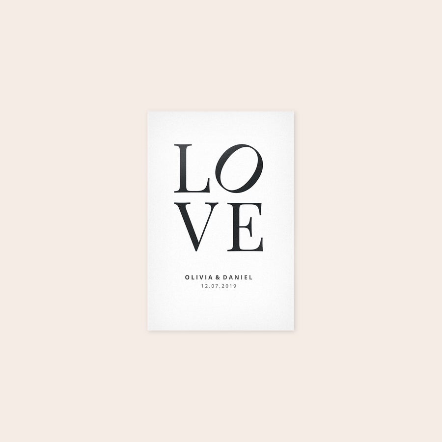 Fotografie pe forex Fotografie pe Forex personalizată cu textul LOVE numele Olivia și Daniel și data 12.07.2019