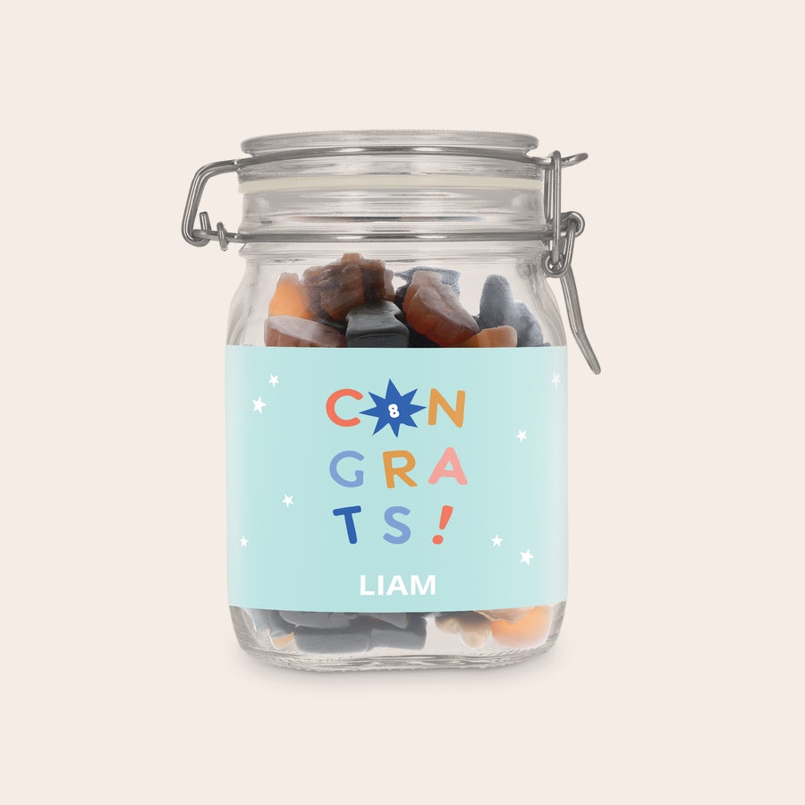 Personaliziran kozarec za sladkarije Personaliziran sladki kozarec s sladkim korenom in natisnjeno etiketo z imenom Liam.