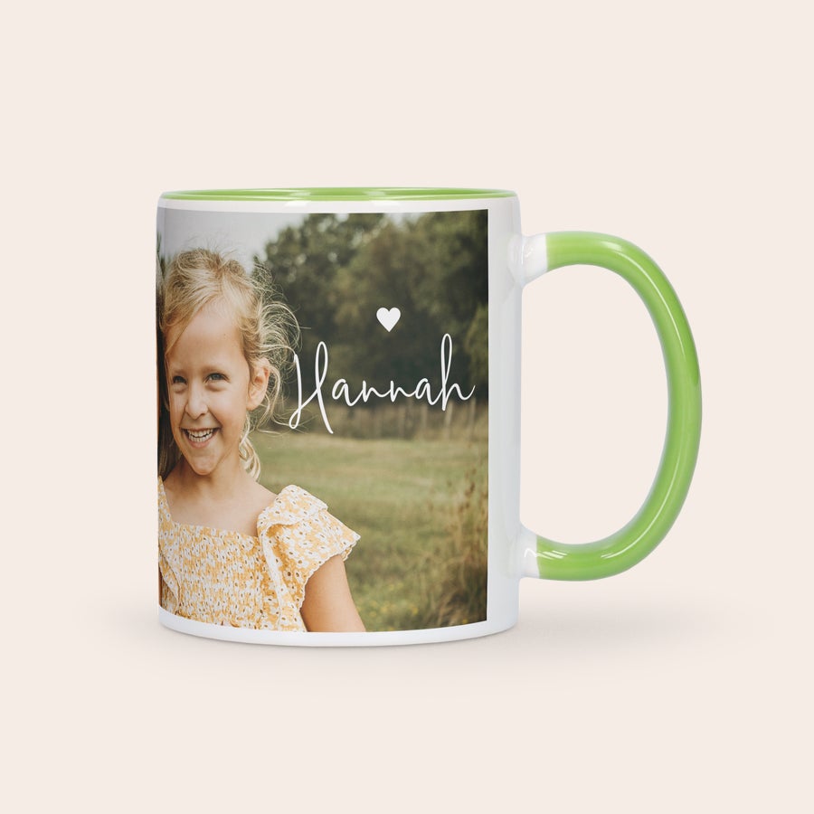 Fénykép bögre Fehér, színes bögre személyre szabható fotóval és Hannah névvel nyomtatva. Adj ajándékot egy színes bögre.