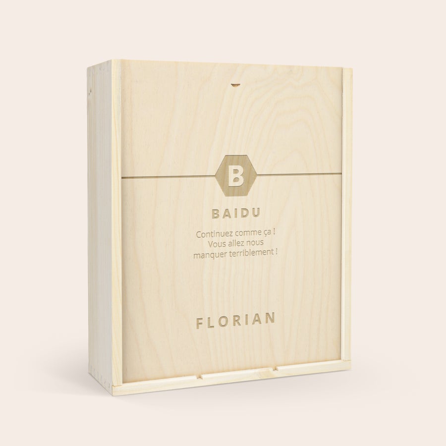 Coffret vin Salentein Chardonnay personnalisé Coffret de vin blanc avec couvercle en bois gravé du nom Baidu et du texte Continuez comme ça Vous allez nous manquer terriblement ainsi que du prénom Florian.