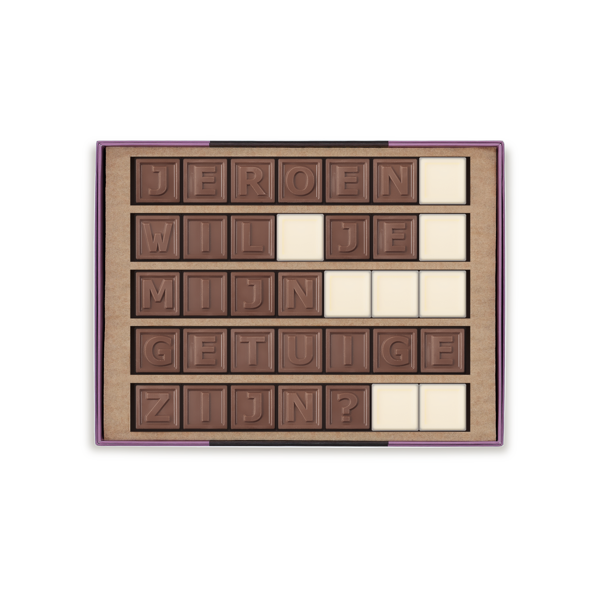 Een gepersonaliseerd chocotelegram met de vraag 'JEROEN WIL JE MIJN GETUIGE ZIJN?' gemaakt van melk- en witte chocolade blokjes.