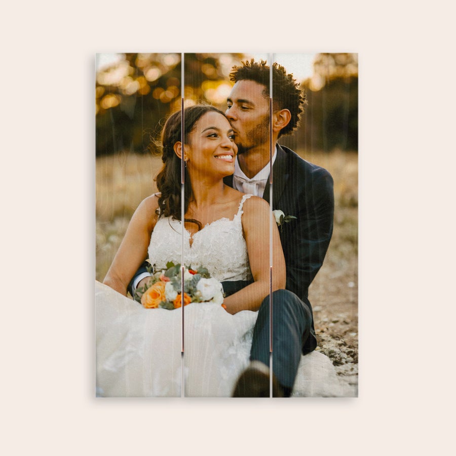 Photo on wood Personalized photo print on wooden planks of a couple hugging with a whitewash finish
