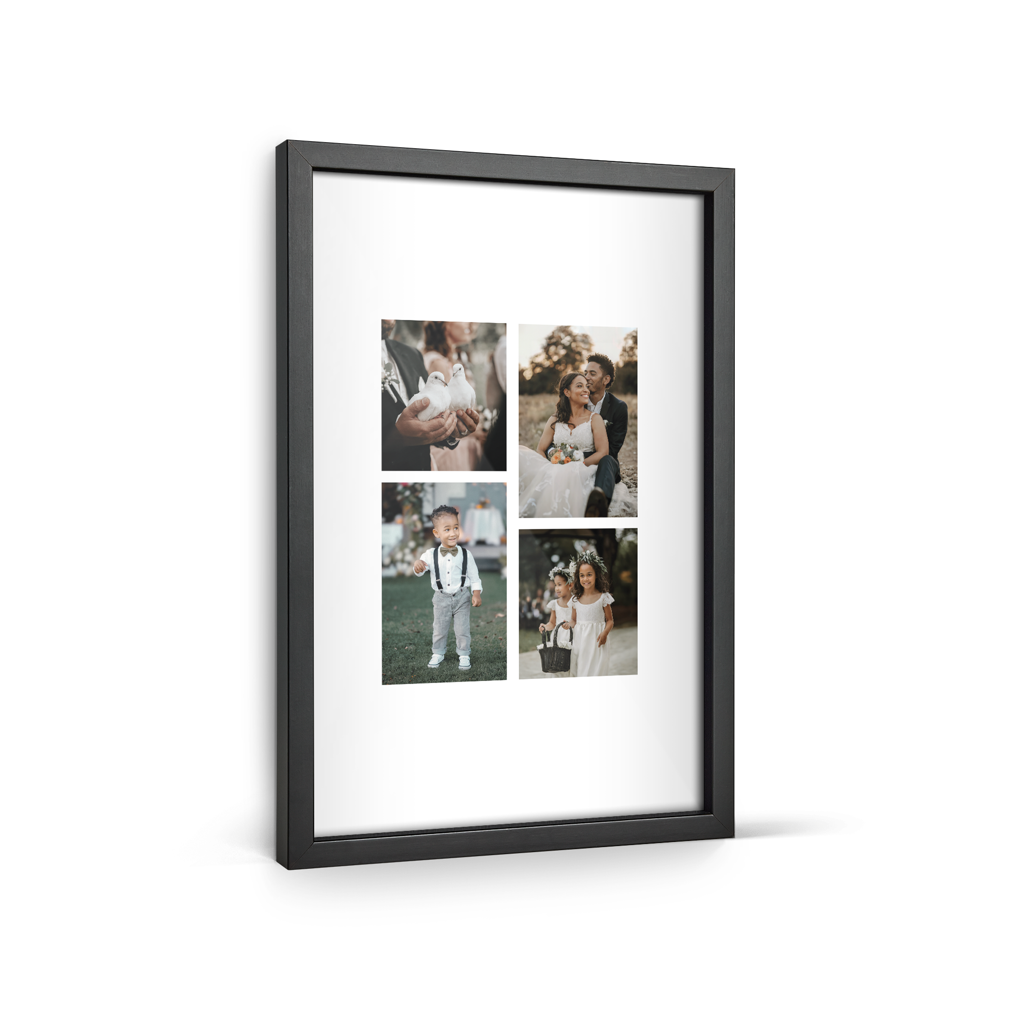 Affiche personnalisée avec quatre photos encadrées en noir, prête à accrocher au mur