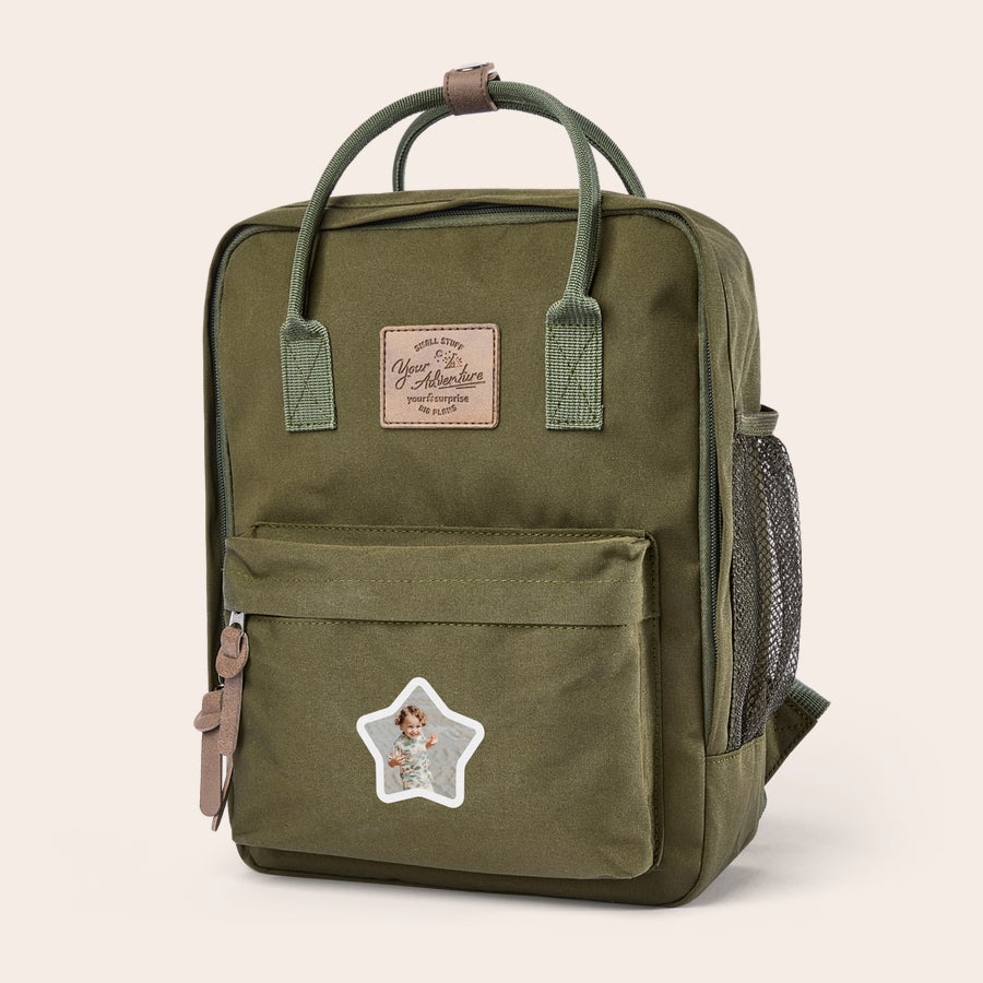 Mochila infantil personalizada Mochila infantil verde militar con foto impresa en forma de estrella en el bolsillo frontal, ideal para la vuelta al cole.
