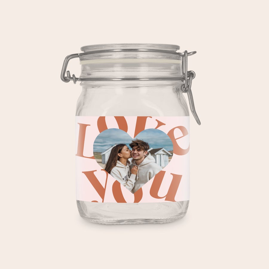 Frasco de vidro com tampa - personalizado Pote de vidro com tampa de 1L personalizado com uma foto de casal em formato de coração e a frase Love You impressa