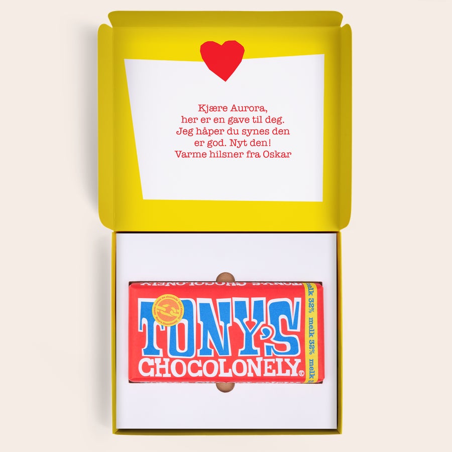 Tony's Chocolonely gaveæske Personlig Tony's Chocolonely melkesjokolade i gaveeske med tekst til Aurora fra Oskar.