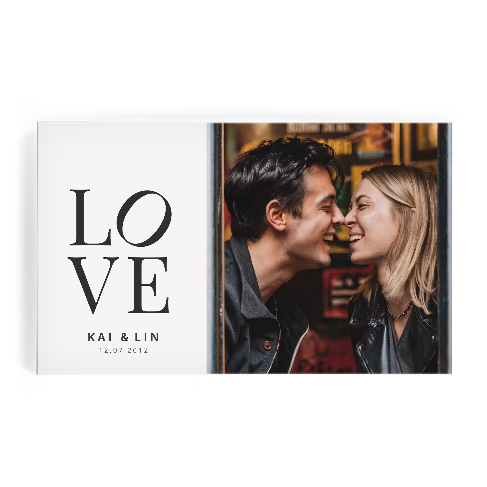 Coffret cadeau Mars personnalisé imprimé avec photo d'un couple et le texte Love Kai & Lin 12.07.2012