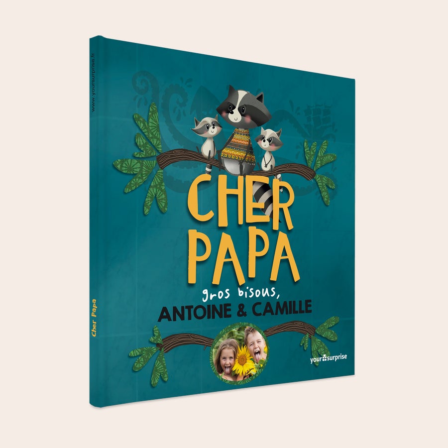 Livre fête des pères personnalisé Livre personnalisé Cher Papa avec une photo et les prénoms Antoine et Camille imprimés.