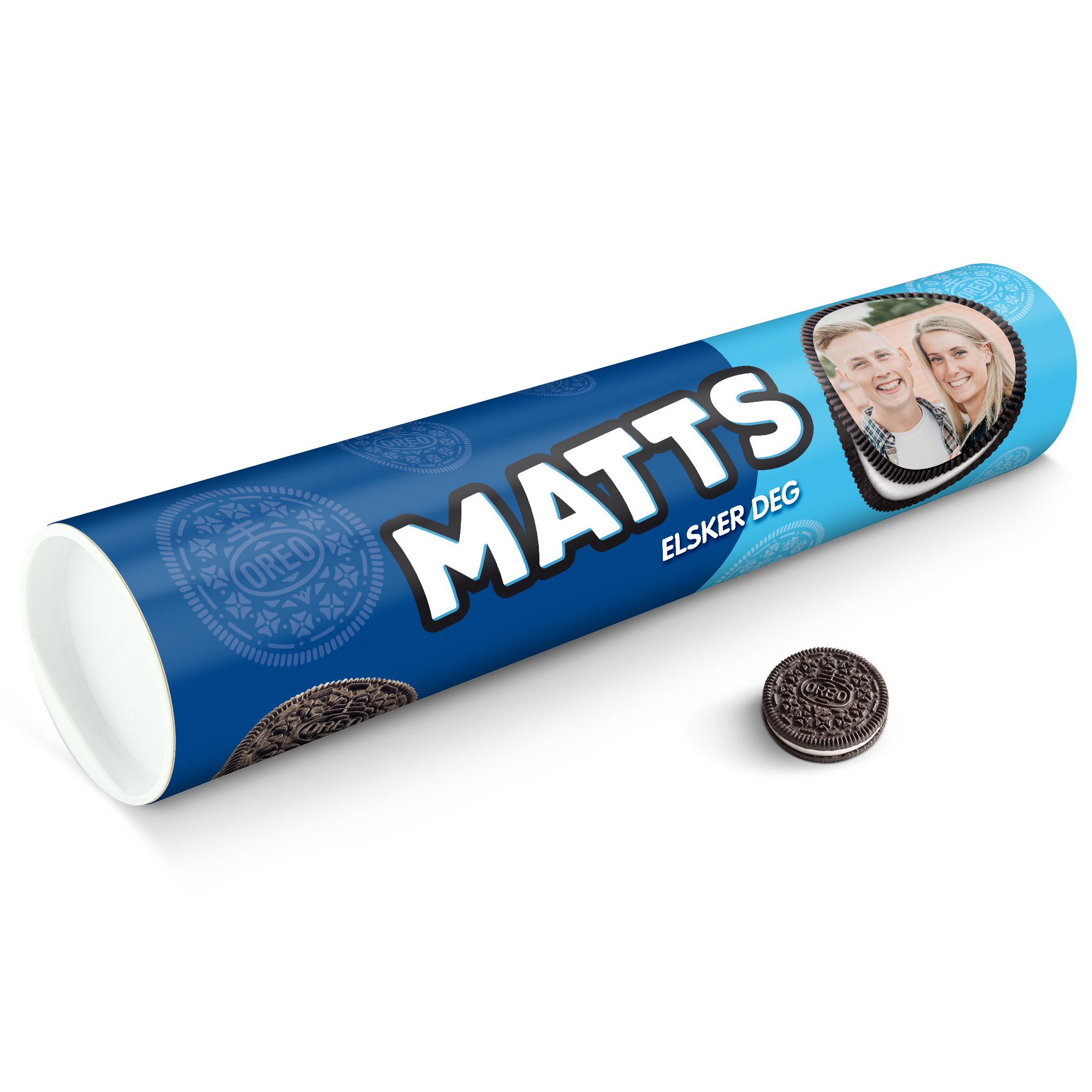 Personlig XXL Oreo gavepakke med navnet MATTS, teksten ELSKER DEG og et bilde av et par.